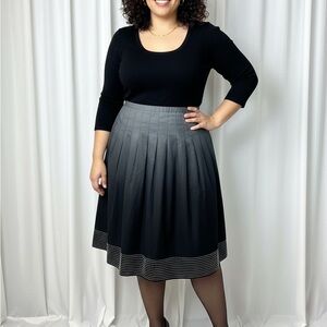 Chic Black Pleated Plus Size Skirt with Sequin Hem – Size 16, 27” Length